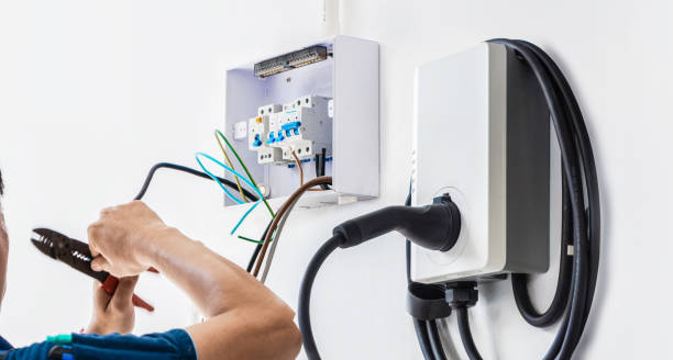 Best Affordable Emergency Electrician  in New Hampton, IA